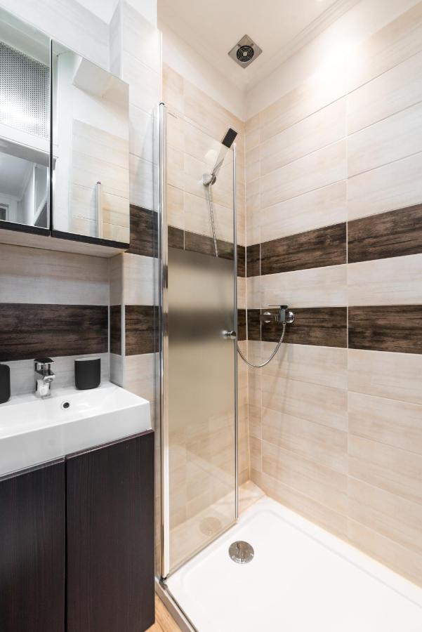 City Centre Stylish Apartment At The Meadows Park เอดินบะระ ภายนอก รูปภาพ